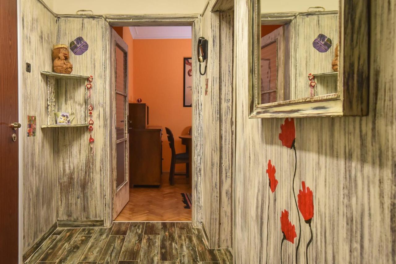 סופיה Vintage Spot - Colorful One-Bedroom Apartment By Flat Mаnager מראה חיצוני תמונה