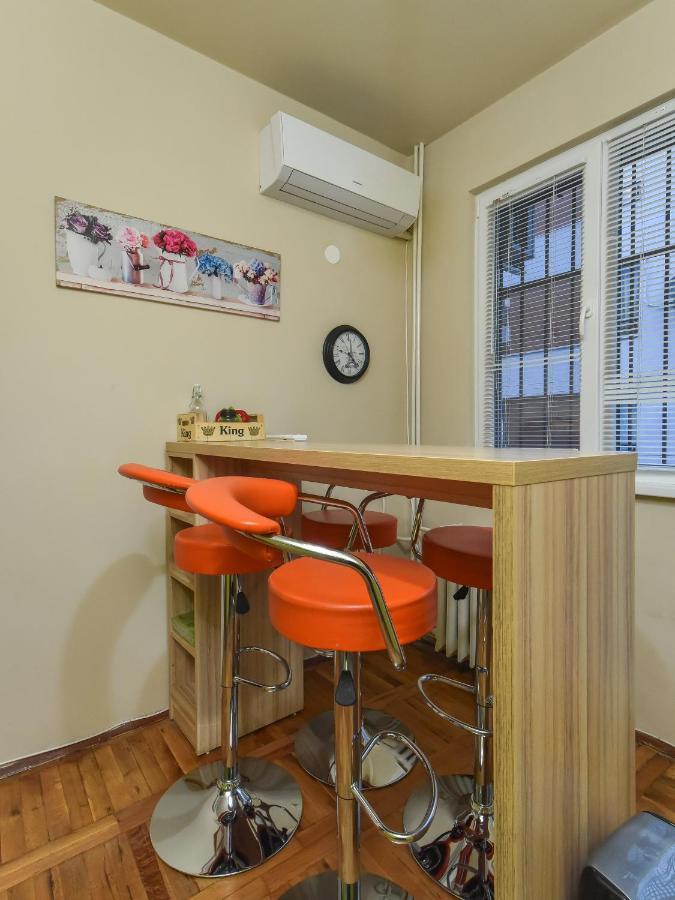 סופיה Vintage Spot - Colorful One-Bedroom Apartment By Flat Mаnager מראה חיצוני תמונה